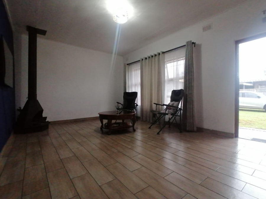 3 Bedroom Property for Sale in Peerless Park Western Cape